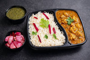 Curry Chicken With Rice Combo
