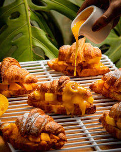 Mango Croissant