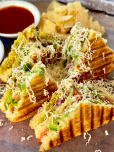 Grilled Cheese Masala Sandwhich 
