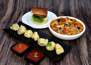White Sauce Pasta + Veg Momos       