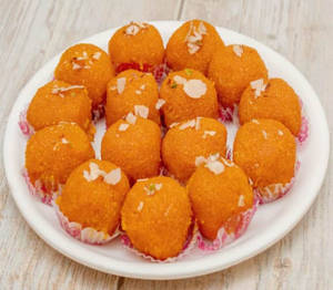 Boondi Laddu / Motichoor Laddu