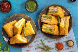 Bread Pakoda [1 Piece]