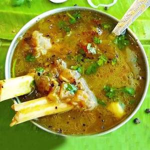 Poothottam Special Aatu Kaal Soup