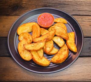 Salted potato wedges