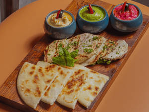 Hummus Trio & Pita With Arabic Spice Chicken