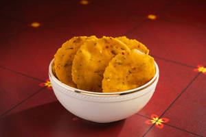 Nithyam Special Thattai