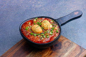 Ulli Poraka Kodi Gudla Koora(egg Curry)