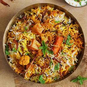 Veg Dum Biryani (500ml)