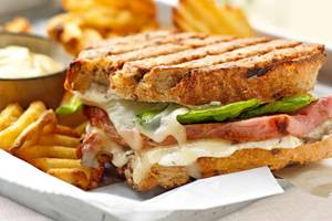Grilled Sandwich (4 Pcs)