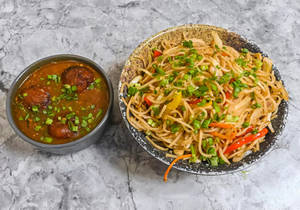 Manchurian With Noodles( Pack Of 4)
