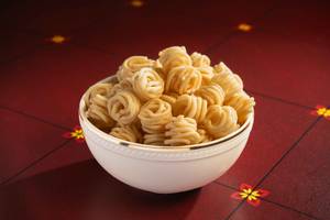 Mini Thengai Paal Murukku