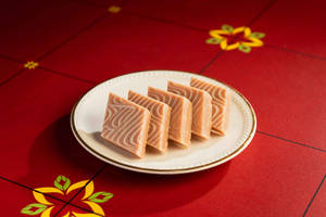 Strawberry Kaju Katli