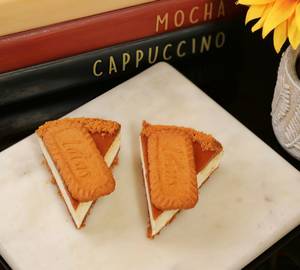 Biscoff Cheesecake Slice