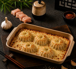 Cheese Loaded  Baked Chicken Momos 5 Pcs