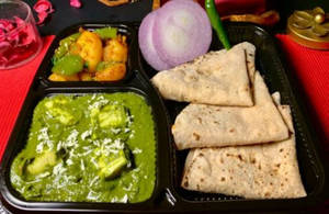 Palak Paneer Mini Thali
