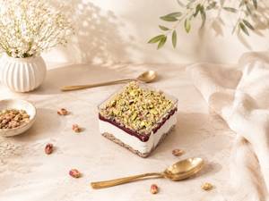 Pistachio Kunafa Tub