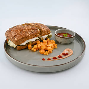 Creamy Spinach And Corn Sandwich