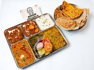 Apna Vaishno Dhaba Special Thali