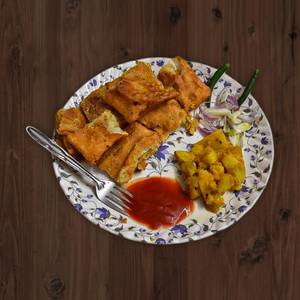 Chicken mughlai Paratha 
