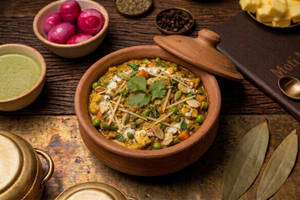 Sabz Diwani Handi
