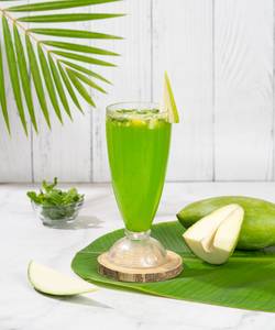 Raw Mango Mojito