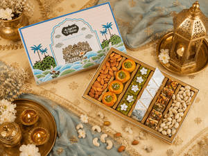 Assorted Premium Box (800gm)