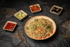 Veg Burnt Garlic & Coriander Fried Rice