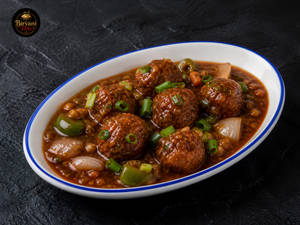 Veg Manchurian (gravy)
