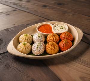 Veg Momos Platter
