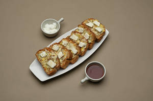 Paneer Garlic Bread