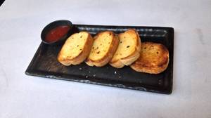 Lehsuniya Toast