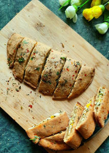 Cilantro Chicken Stuffed Garlic Bread