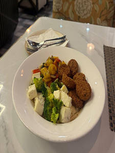 Saute Veggies With Hummus