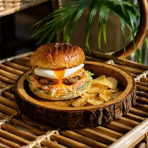 Chicken And Egg Burger
