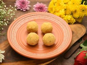 Besan Ladoo