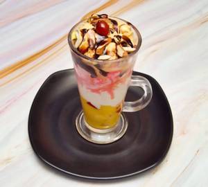 Classic Gadbad (ice Cream Sundae)