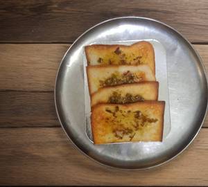 Spicy Garlic Bread (4 Pcs/8 Pcs)