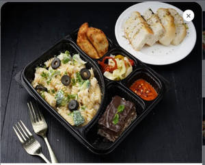 Fusilli In Cream Sauce Combo - Veg