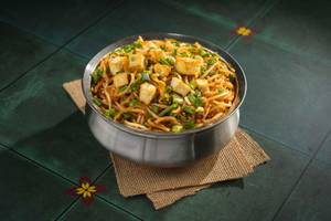 Schezwan Paneer Noodles