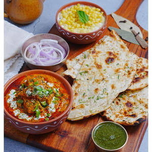 Paneer Lababdar Meal