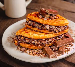 KitKat Chocolate Waffle (Serves 1-2)