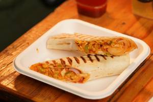 Spicy Schezwan Wrap