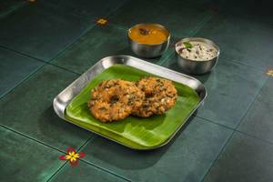 Keerai Vada(2 Pcs)