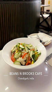 Seasonal Veggie Salad