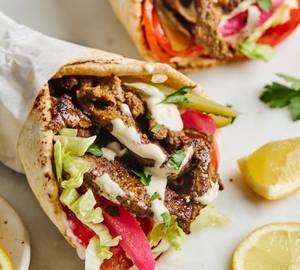 Special Chicken Shawarma Roll