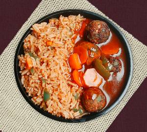 Veg Manchurian With Fried Rice Bowl [500 g]
