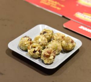Gond Dryfruit Laddu
