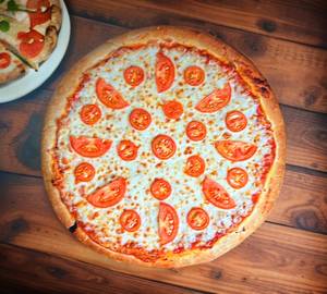 Tomato Pizza ( Medium Size )