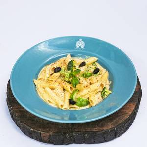 Creamy White Serve Pasta
