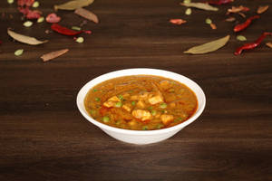 Matar Paneer